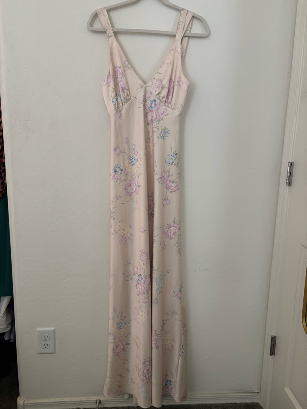 WAYF XS Satin Floral Maxi Dress Cream Pink Blue Slip Dress